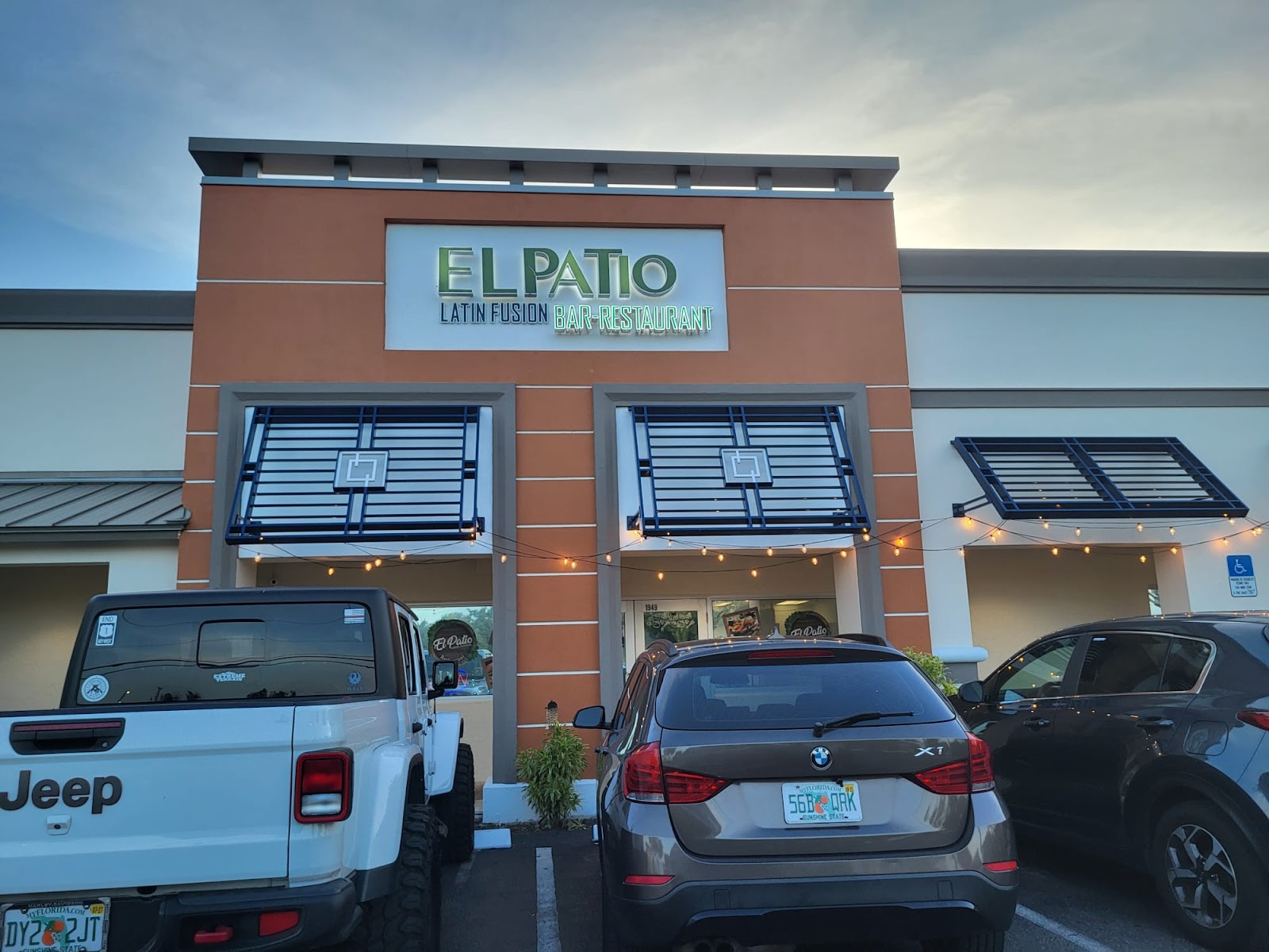 Latin fusion plating